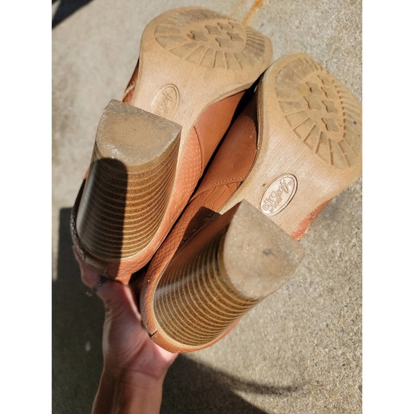 EuroSoft Cognac Ankle Booties Zippered Sz 8 - Picture 8 of 8